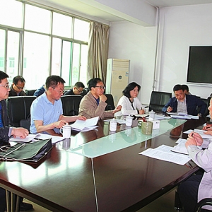 ���F(tu��n)��˾�I(l��ng)��(d��o)�W���؎�꠶���(d��o)��˾���ٰl(f��)չ��  ������ι���