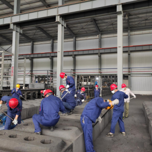 �(y��ng)�O�ֹ�˾�_չ���}�h�ջ��(d��ng)