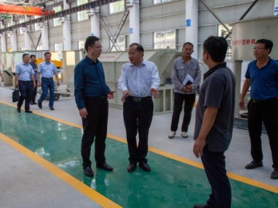 �����ɫ���F�����{(di��o)�й�˾��һ��һ�ߡ�Ó��Ť̝��ӯ����