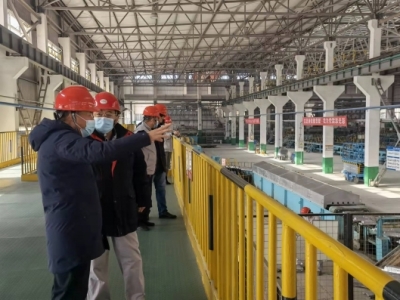 ��˾�hί��(sh��)ӛ�������L(zh��ng)�ߕԱ�����һ������ο��(w��n)�T��