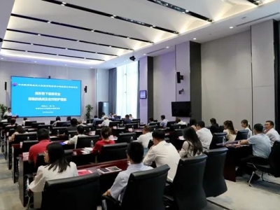 �ú���F(tu��n)������(zh��n)�l(f��)���Ƅ�(d��ng)�C(j��)�P(gu��n)Ч������