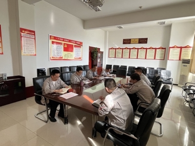 �|(zh��)�zӋ�������_չ�\�����}�������`���