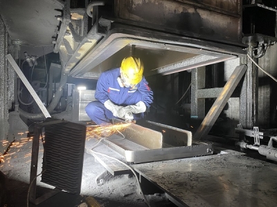 ꖘO�ֹ�˾������2#�����͙C�۰僞(y��u)�����칤��