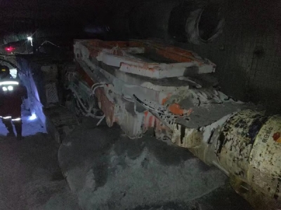 �V�I(y��)��˾ұƺú�V�ֹ�˾���M(j��n)������C��C(j��)�C(j��)�d�R�r(sh��)֧�o(h��)�b�ð��b������