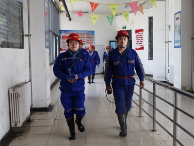 �K��ʢһ�е���˾�{(di��o)��ָ��(d��o)����